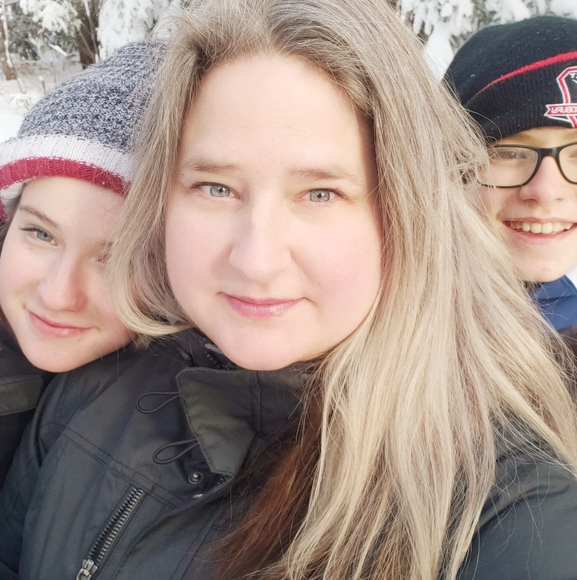 Meet your Posher, Audrey - Picture 1 of 1